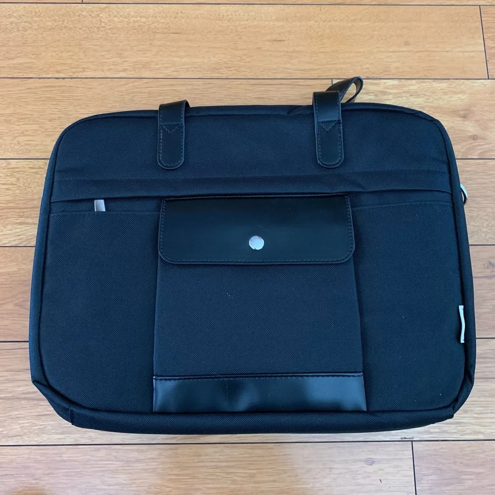 3 Ring Binder with Zipper Fits 500 Sheets, 2” Zipper Binder Shoulder Strap. New
